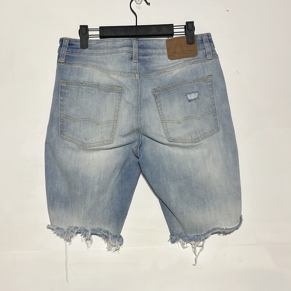 American Eagle Men’s Extreme Flex 4 Lightwash Distressed Denim Shorts Size 30 - Picture 7 of 12
